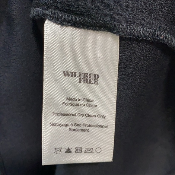 5 for $25 Wilfred free aritzia redling lace up blouse black - Picture 7 of 11